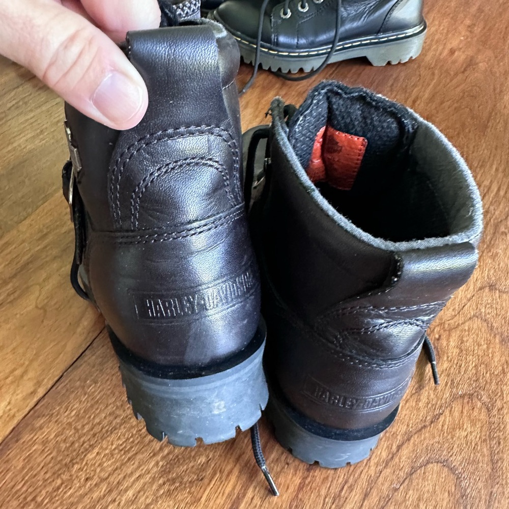 Harley Davidson moto leather lace up boots.Style #81024 excellent condition